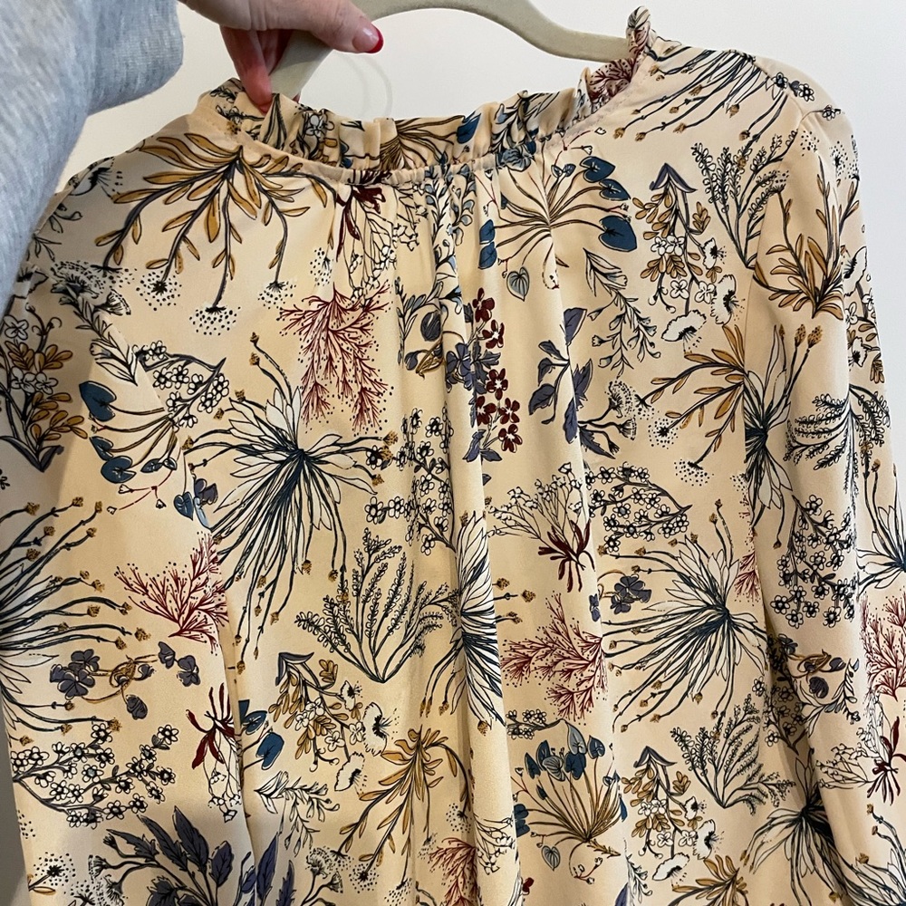 Flowy blouse - Picture 3 of 3